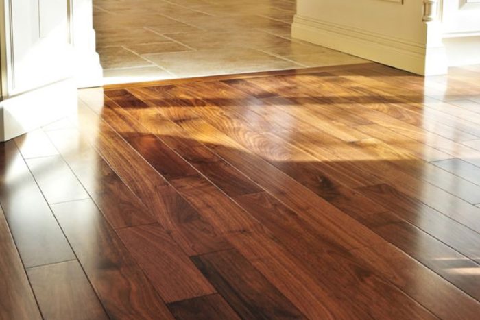 Prime American Black Walnut Solid Wood Flooring